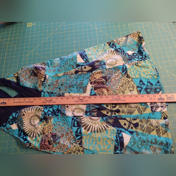 Islander One Piece Bathing Suit Size 18 - Picture 12 of 13